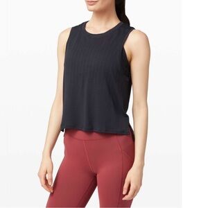 LULULEMON Women's  Train to Be Tank Rain Stripe Black Approx Size: 10